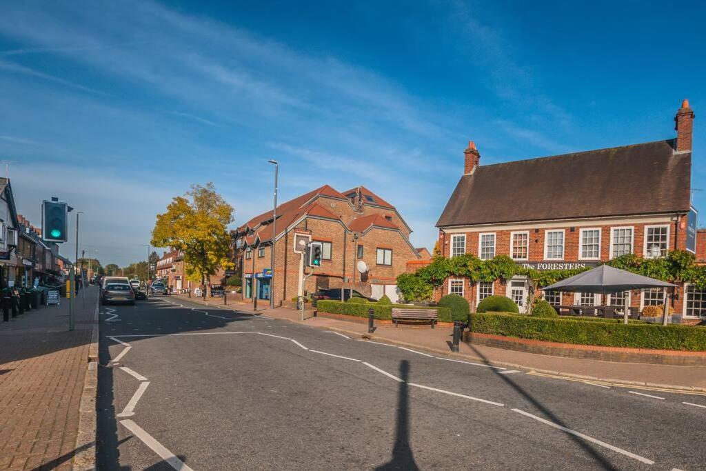 Langston House: 2 Bed, 2 Bath Luxury Apartment Hedgerley Eksteriør bilde